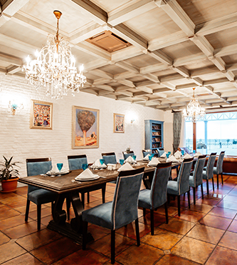Personalizing Your Setting to Draw in Regional Buyers: Ideas for Success